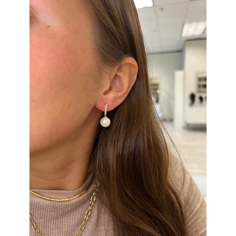 Bar Studs with Pearl Drop